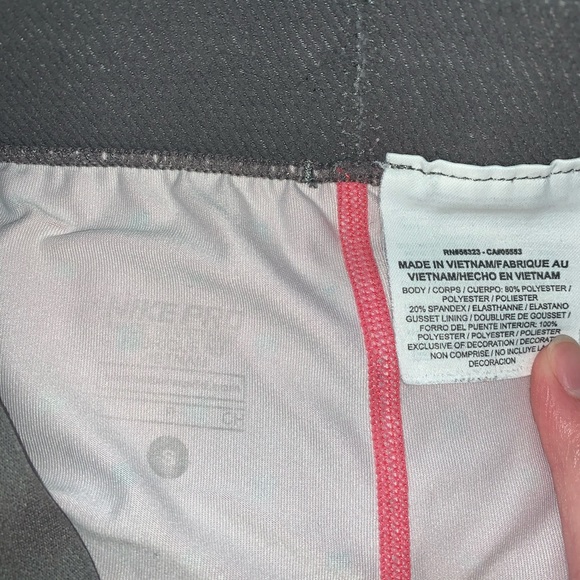 🚫SOLD🚫- Pink Speckle Nike Pros - Picture 4 of 5